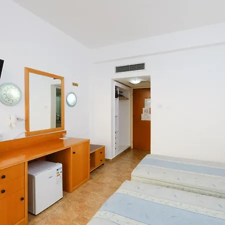 Flamingo 라르나카