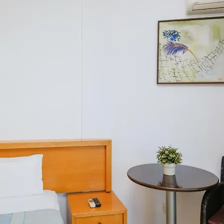 Flamingo 3* 라르나카