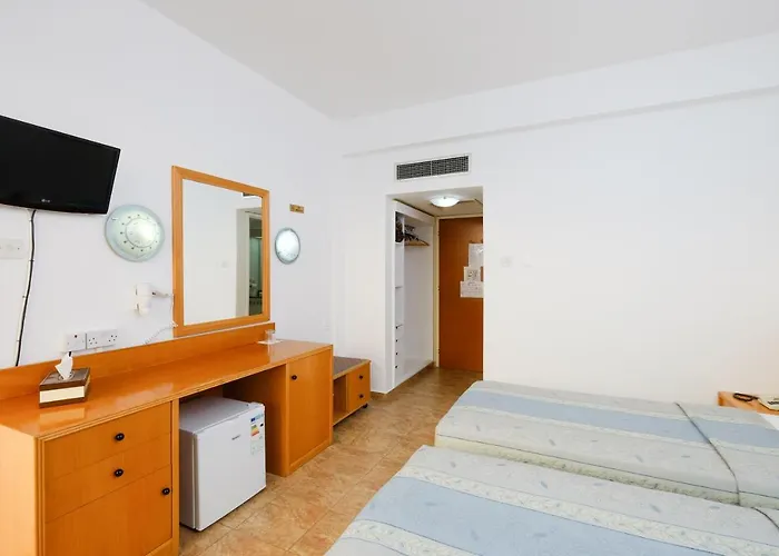 Flamingo ラルナカ