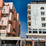 Flamingo Hotel 3*