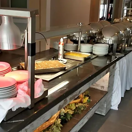 Flamingo Otel 3*