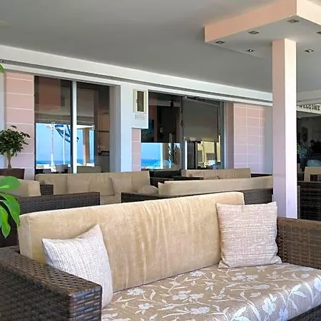 Flamingo 3* 라르나카