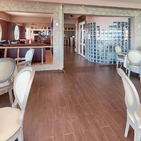 Hotel Flamingo Larnaca