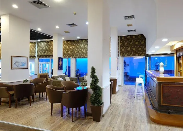 מלון Flamingo לרנקה