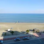 Hotell Flamingo 3*
