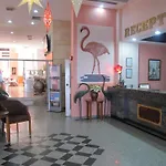 Flamingo Hotell 3*